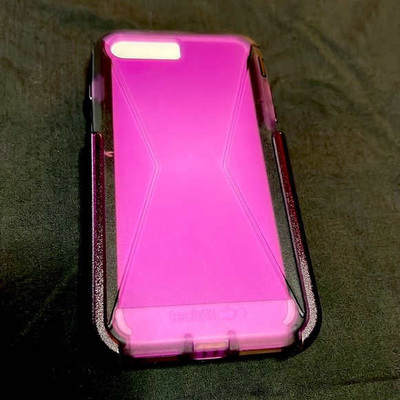 tech21 EVO Tactical Extreme Edition - Picture 3 of 7